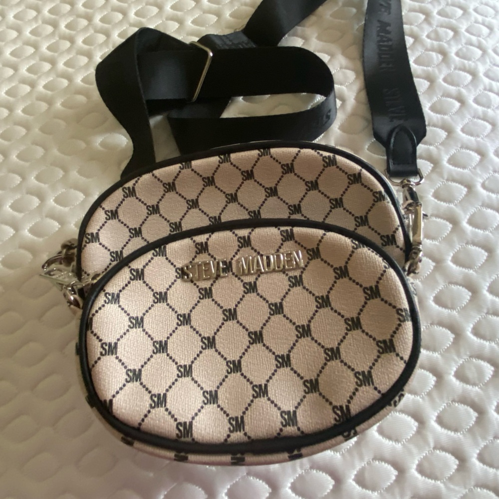 Steve Madden purse